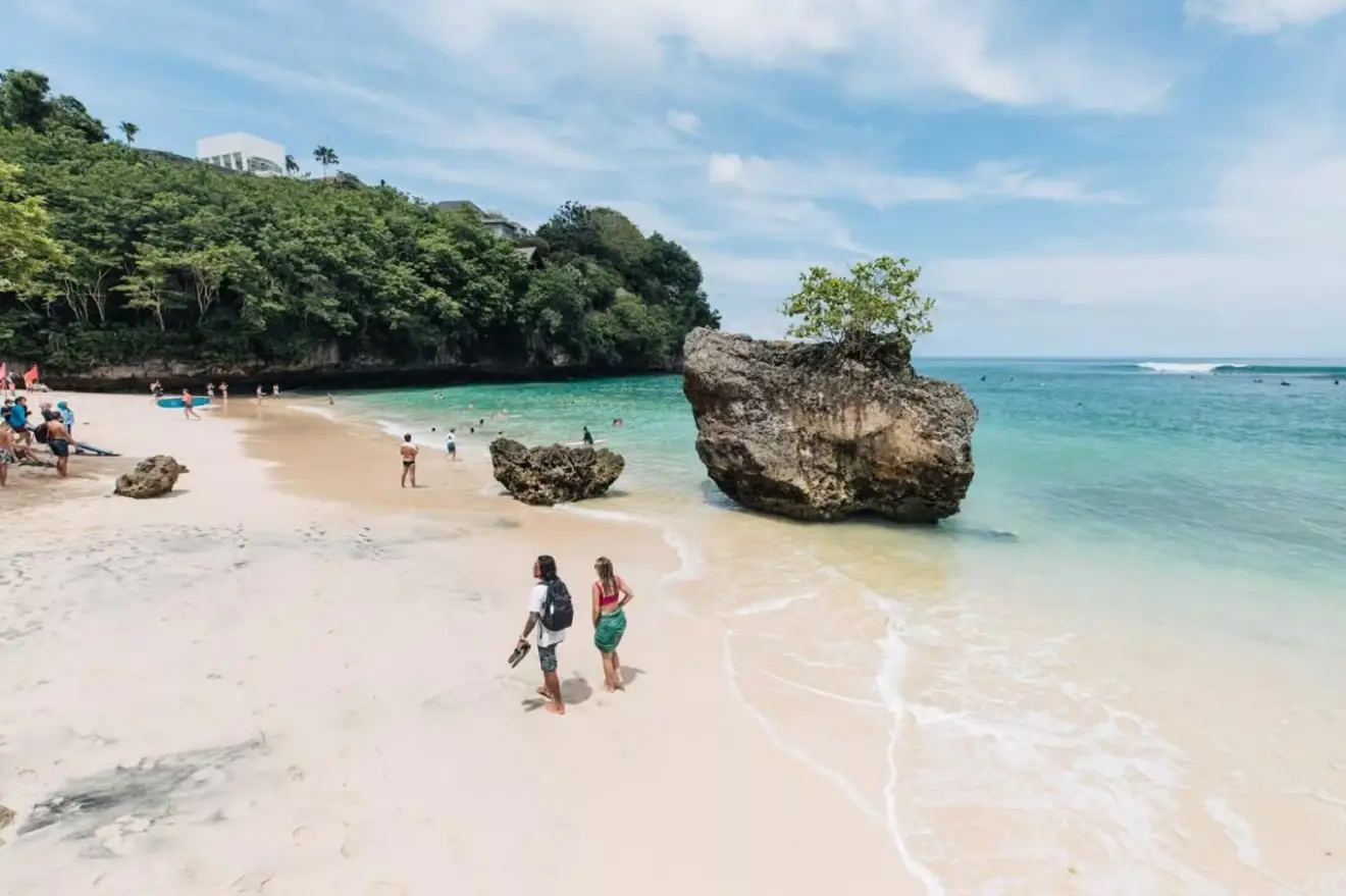 Bali: Melasti, Dreamland Beach & Jimbaran Seafood Day Tour