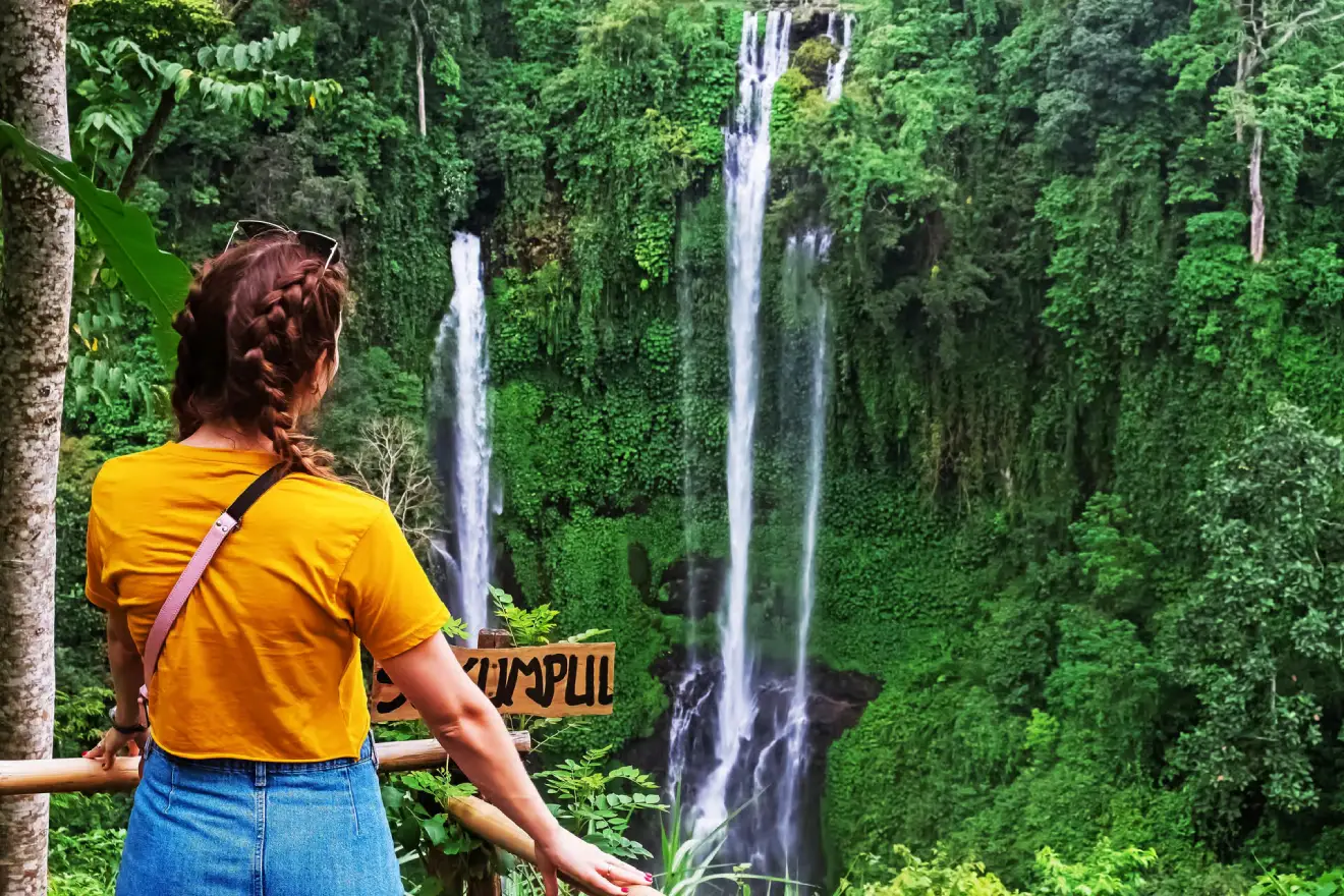 North Bali: Sekumpul Waterfall and Ulun Danu Temple Tour